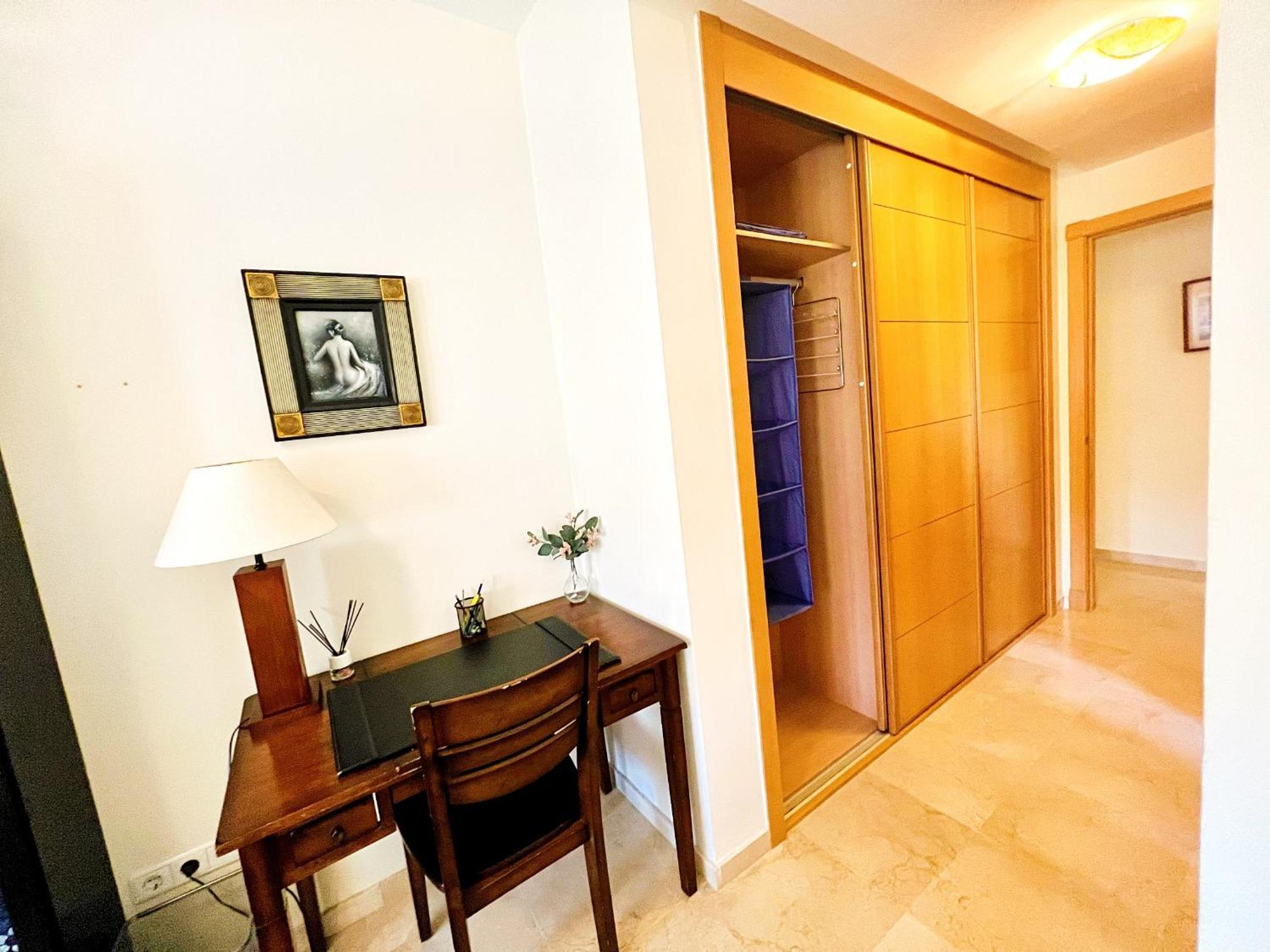 Beautiful With Pools, Playground And Paddle Tennis - Family Friendly And Near Vithas Hospital - Free Parking In Garage Appartement *